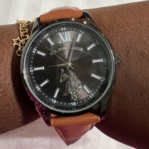 US POLO ASSN MEN UNISEX SIMULATED LEATHER WATCH NO BOX~USED~ WORKING~NEW BATTERY